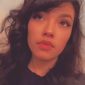 Meet your Posher, April